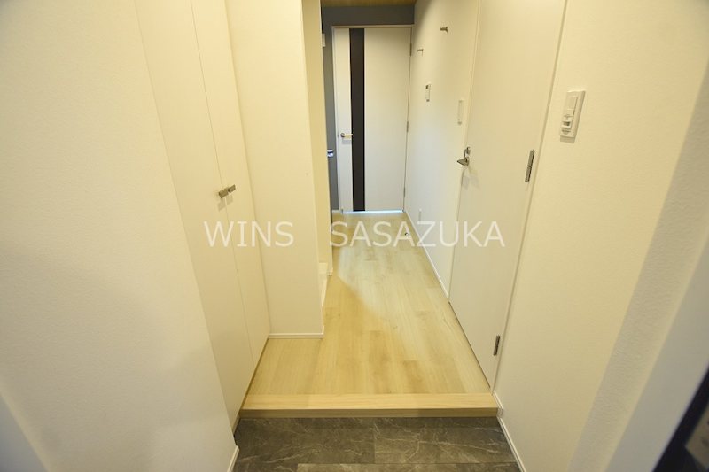 レジディア杉並方南町 玄関