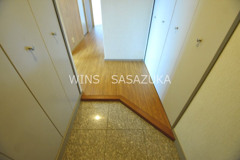 クレスト和泉 玄関