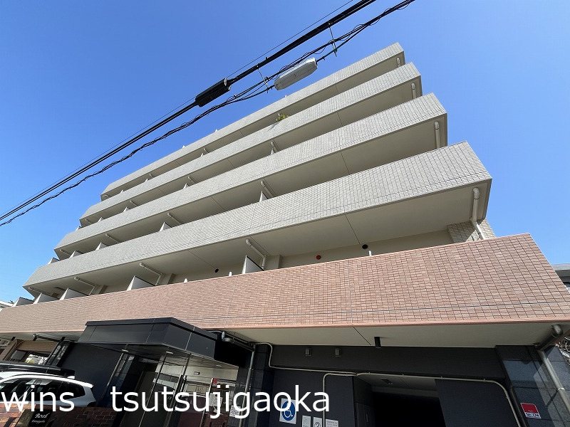 レヴィールつつじヶ丘 404号室 外観