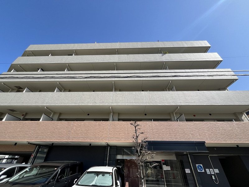 レヴィールつつじヶ丘 404号室 外観