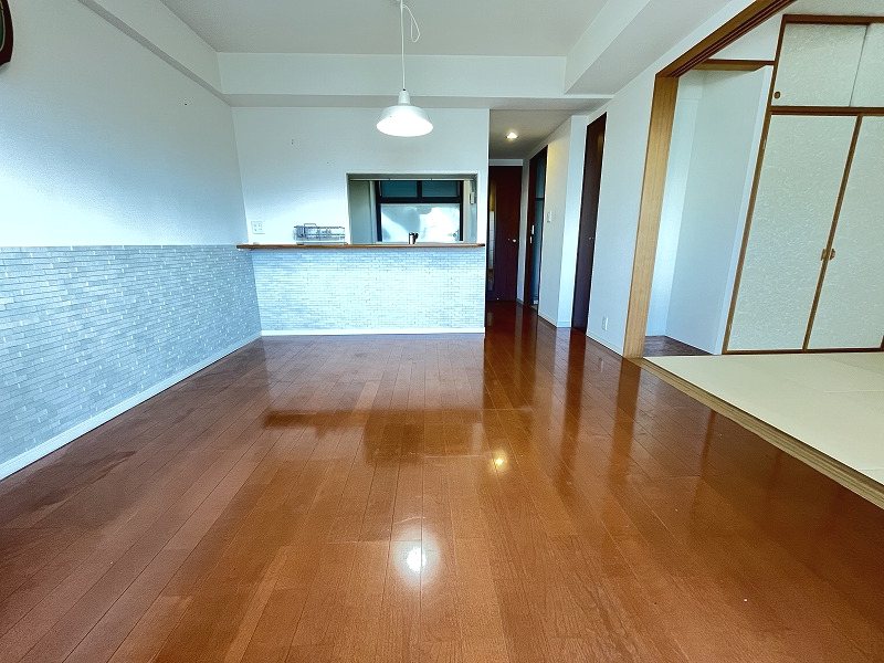 レヴィールつつじヶ丘 リビング