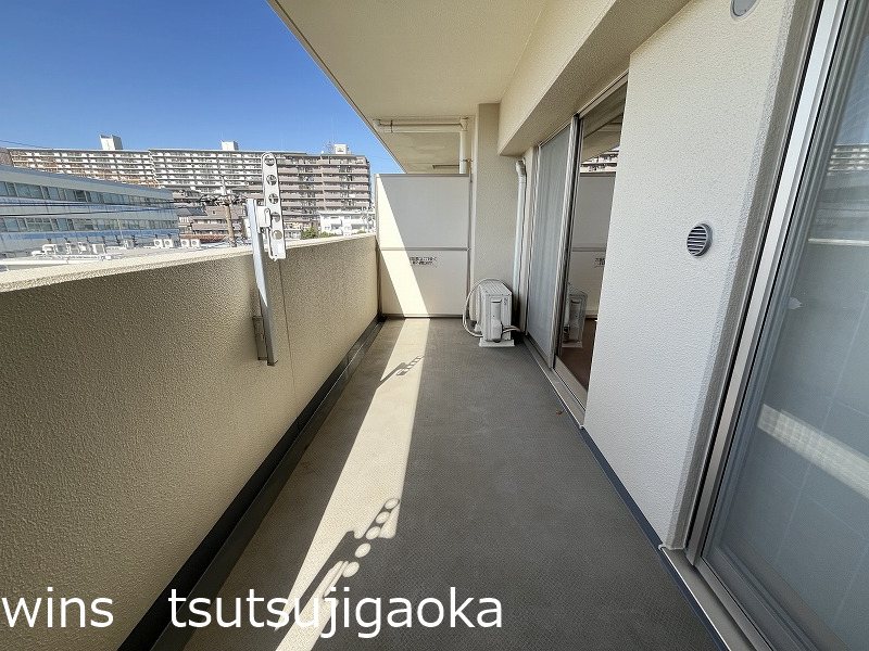 レヴィールつつじヶ丘 ベランダ