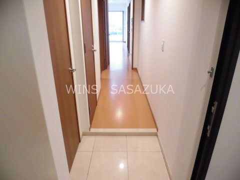 AZALETY上北沢  玄関