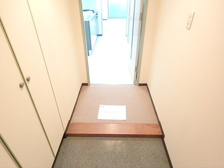 パーク・ノヴァ調布＝再契約型賃貸＝ 玄関