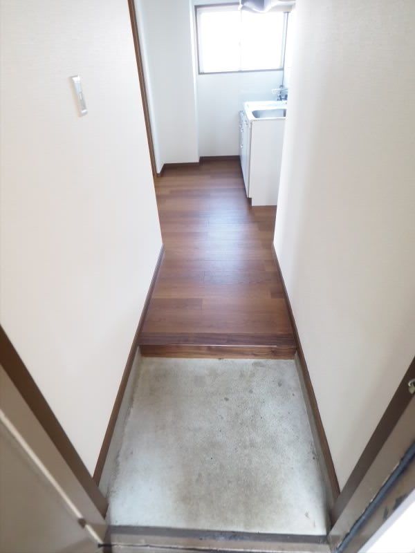 コーポ末広 玄関