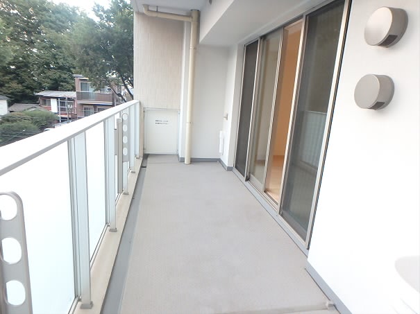 Brillia仙川TheResidence＝定期借家3年＝ ベランダ