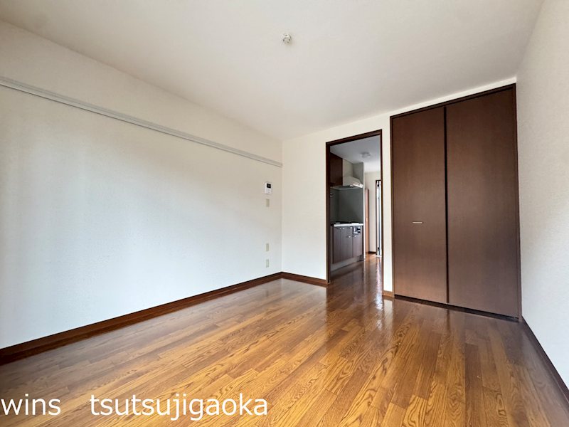 グランドール千歳烏山 リビング