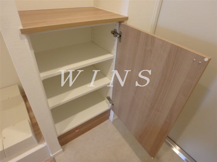 ラクラス中野南台 玄関