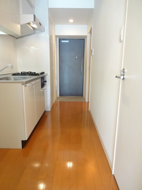 プランタニエ仙川 玄関