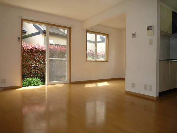 エミネントヴィラ リビング