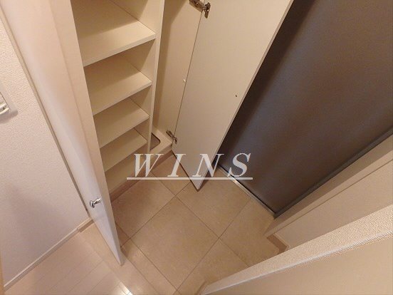 ジェイフラッツ初台　 玄関