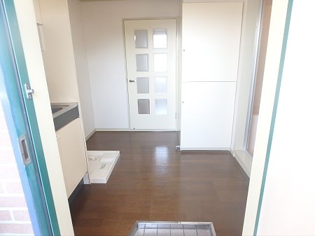 Ｋ・ドルセーメゾン 玄関