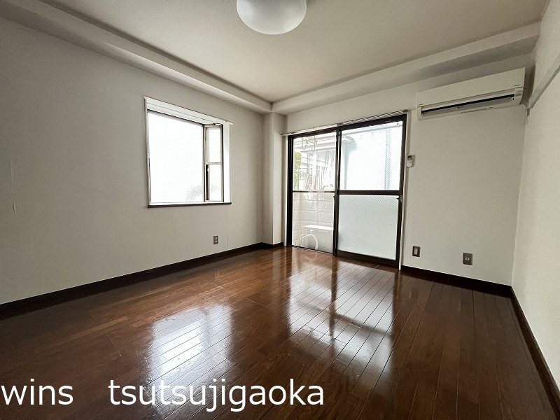 アゼリアハイツ ベッドルーム