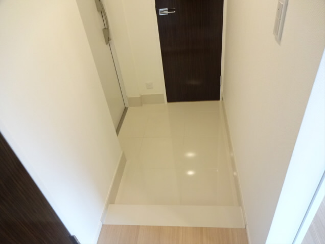 シティハウス仙川緑ヶ丘 玄関