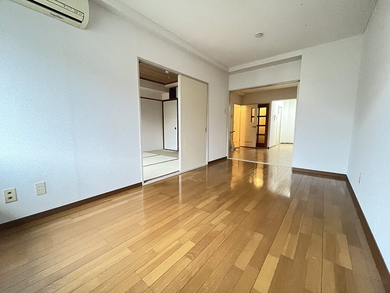 メープルリーフガーデン　 リビング