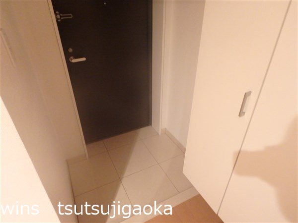 栄和レジデンスⅡ 玄関