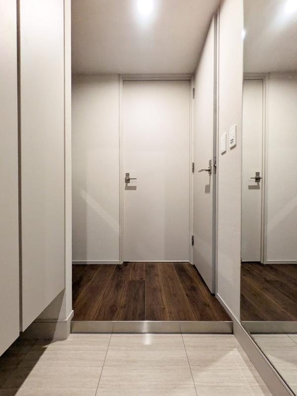 クレストコート世田谷松原 玄関