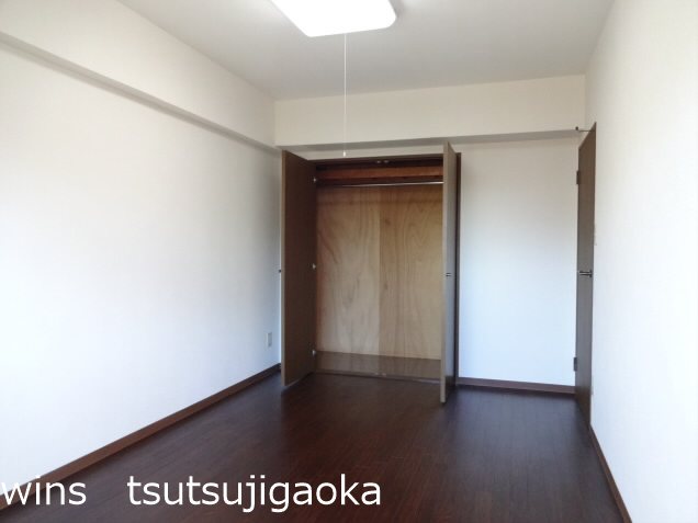 フレアつつじヶ丘 ベッドルーム