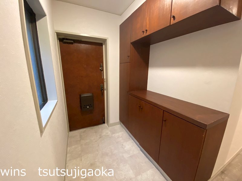 エステート武蔵野 玄関