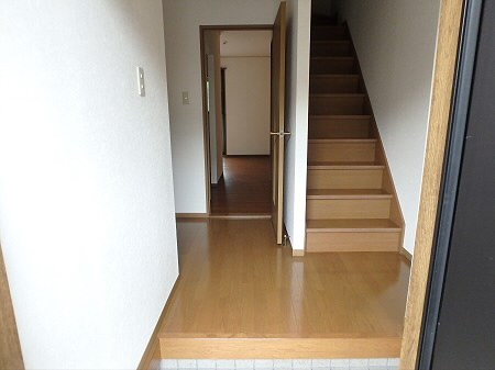 レインボーヒサ 玄関