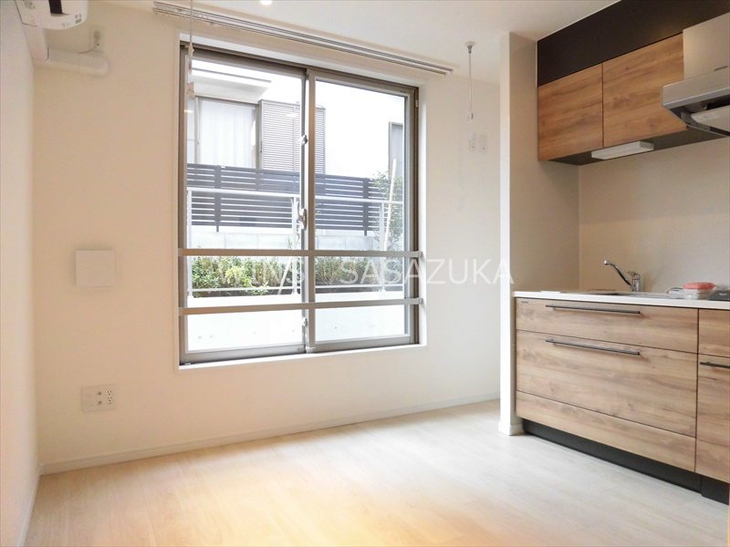 ラペルラ世田谷赤堤  リビング