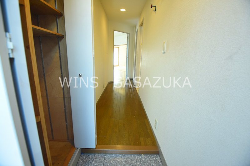 クレスト和泉 玄関