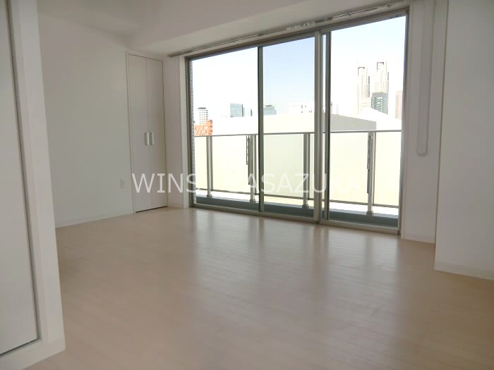 SHOWN　HATSUDAI  リビング