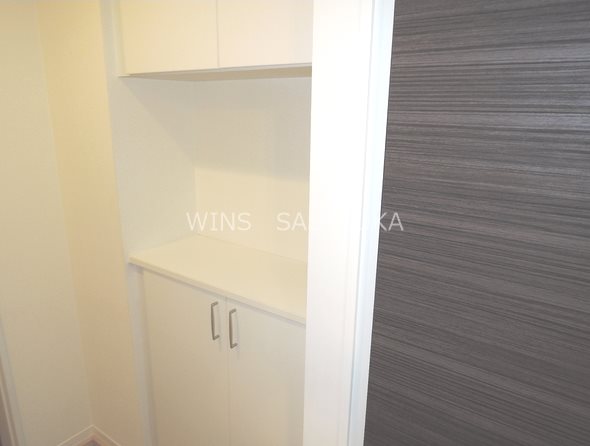 ドムス北沢 玄関