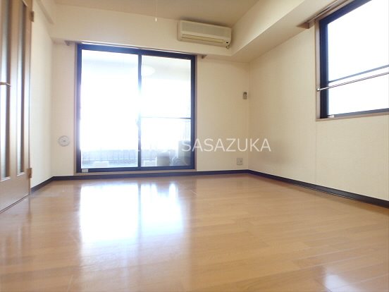 ブライトコート幡ヶ谷  リビング