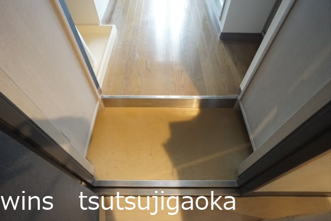 サンパラッツオ弐番館 玄関