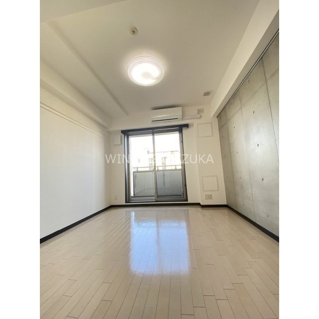 コンフォリア下北沢 リビング