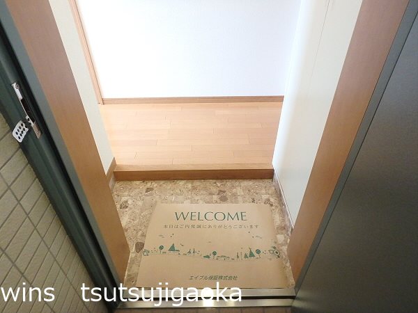 サン・リビオン  玄関