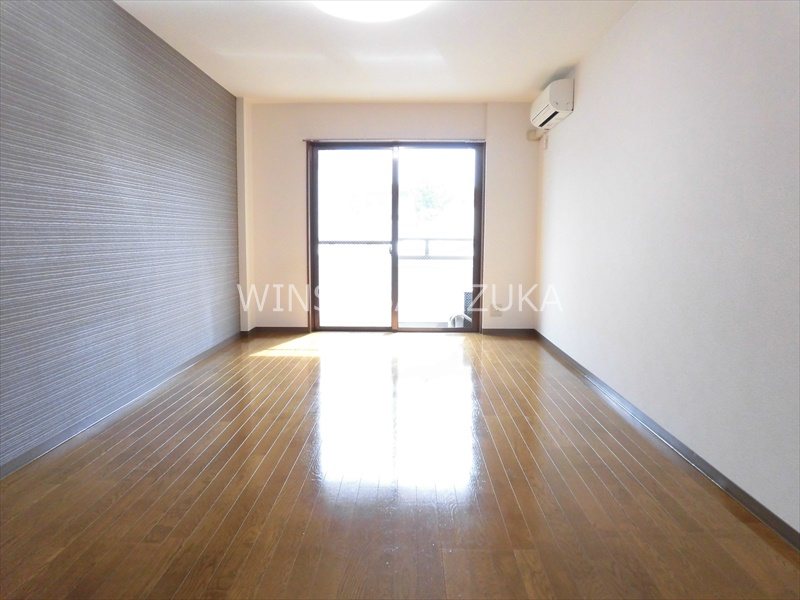 クレアトール  リビング