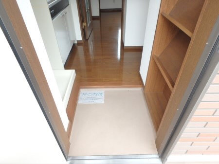 プレジールＡ 玄関