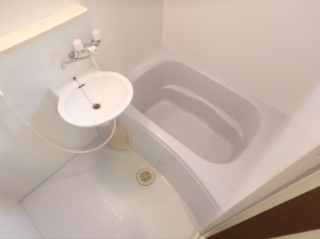 プレジールＡ 風呂画像