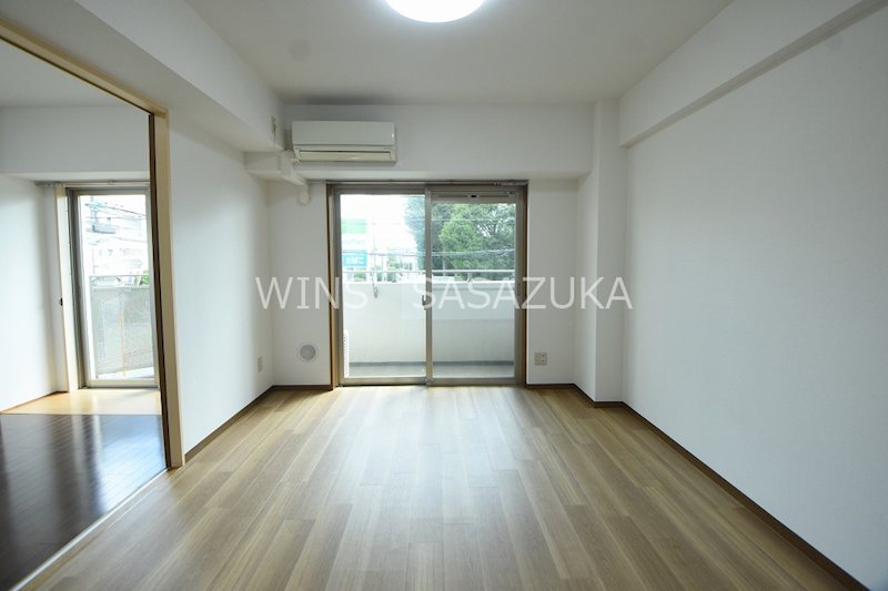 レジデンスミヤビ リビング