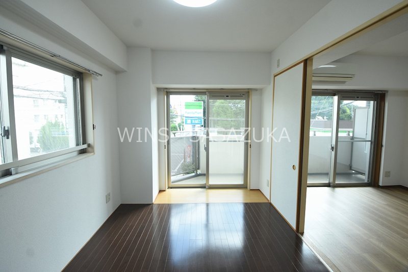 レジデンスミヤビ ベッドルーム