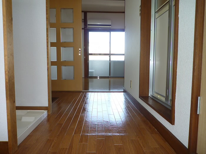 リバーハイムオガワ 玄関