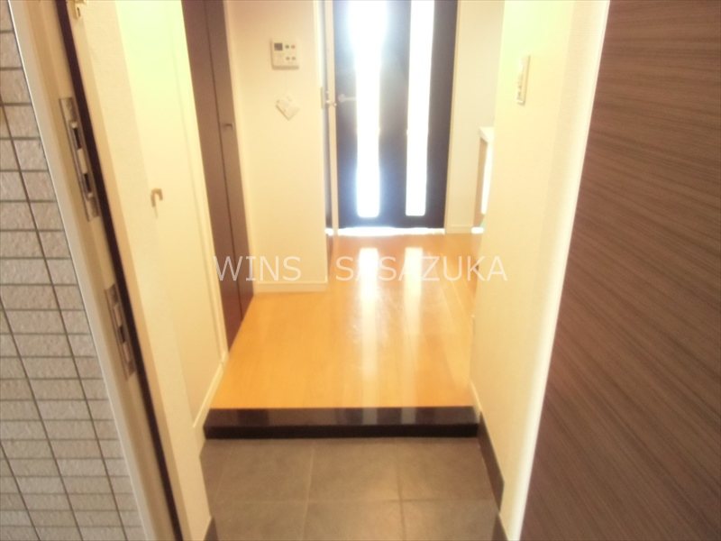 HF明大前レジデンス 玄関