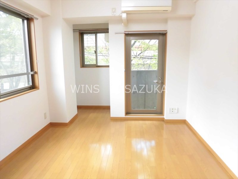 レフィナード松原  ベッドルーム