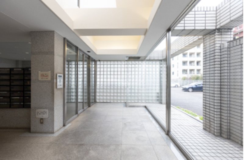 成城ストリームハイツ 玄関