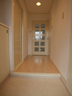 グリーンヒルズ芦花 玄関