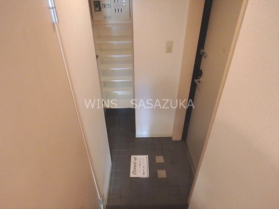 プレール・ドゥーク笹塚　 玄関