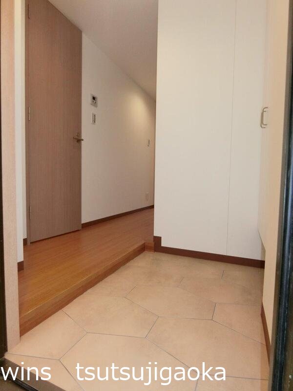 アンビックスつつじヶ丘　A棟 玄関