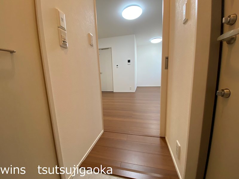 エルシオン狛江 玄関