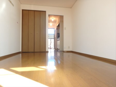 トゥインクルコート大町　5番館 リビング