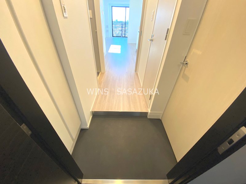 プラウドフラット渋谷笹塚 玄関