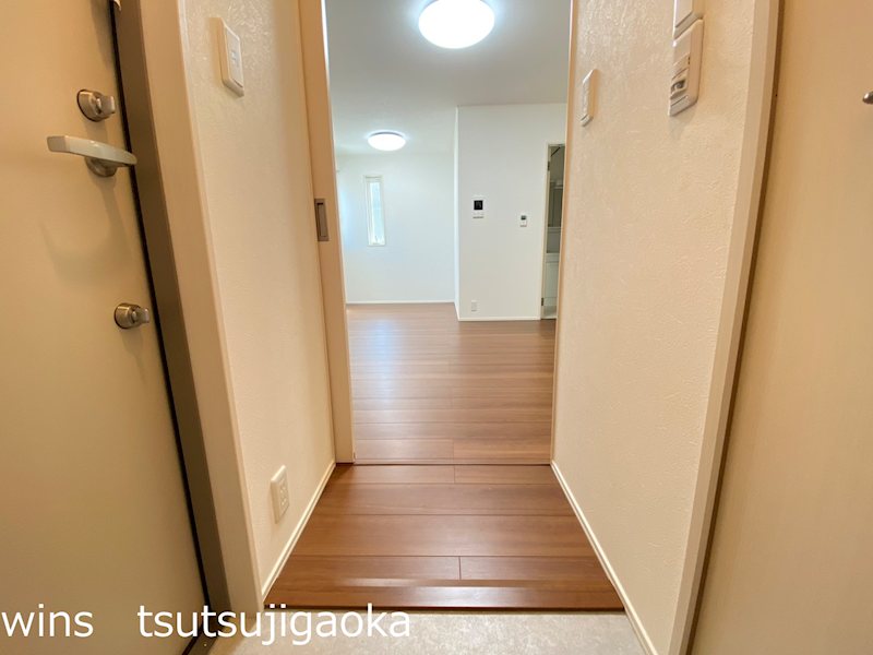 エルシオン狛江 玄関