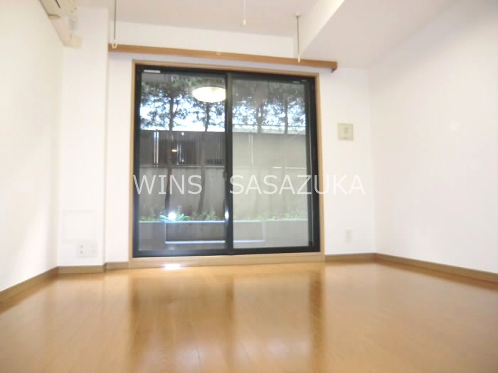 ルーブル笹塚弐番館  リビング