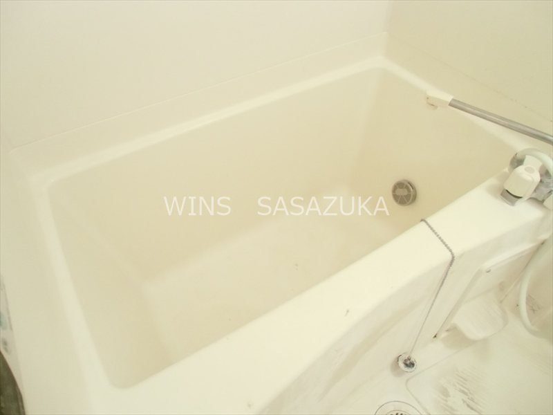 アンプルール・フェールドゥ・イズミ　 風呂画像